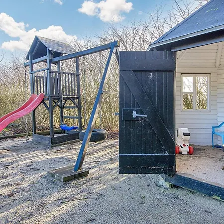 Holiday home 6 Person In Tarm-by Traum *